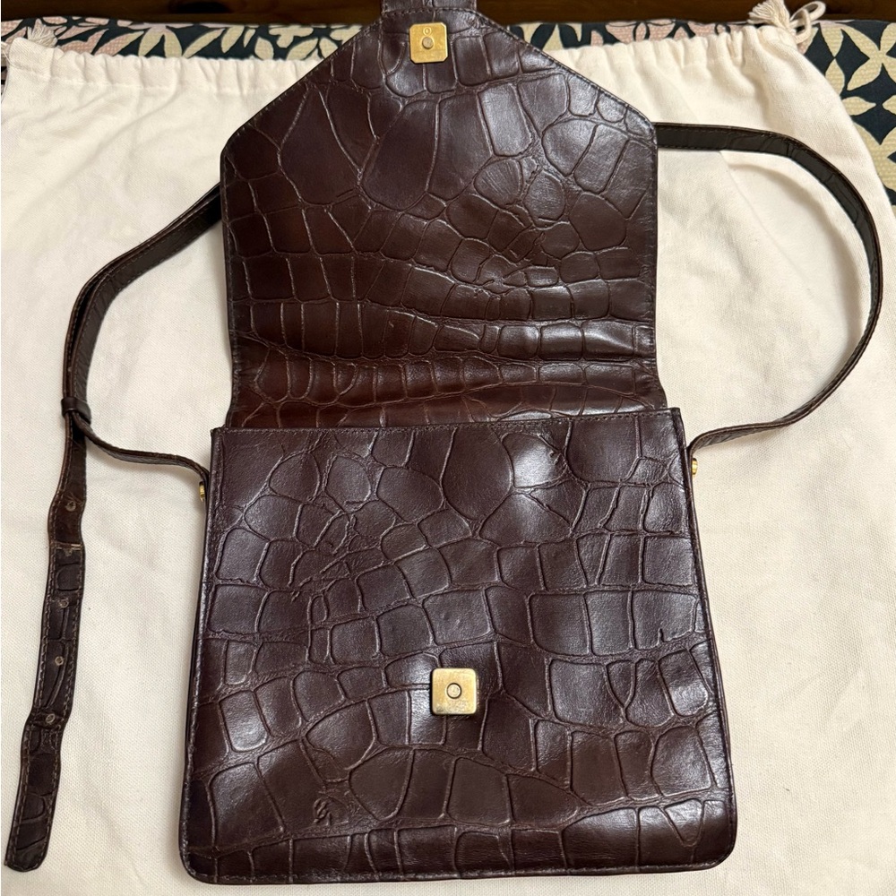 VINTAGE Loewe Dark Brown Croc-Embossed Crossbody Bag - Picture 3 of 9